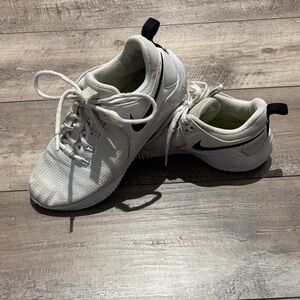 Nike Zoom Hyperace 2 volleyball shoes, size 8